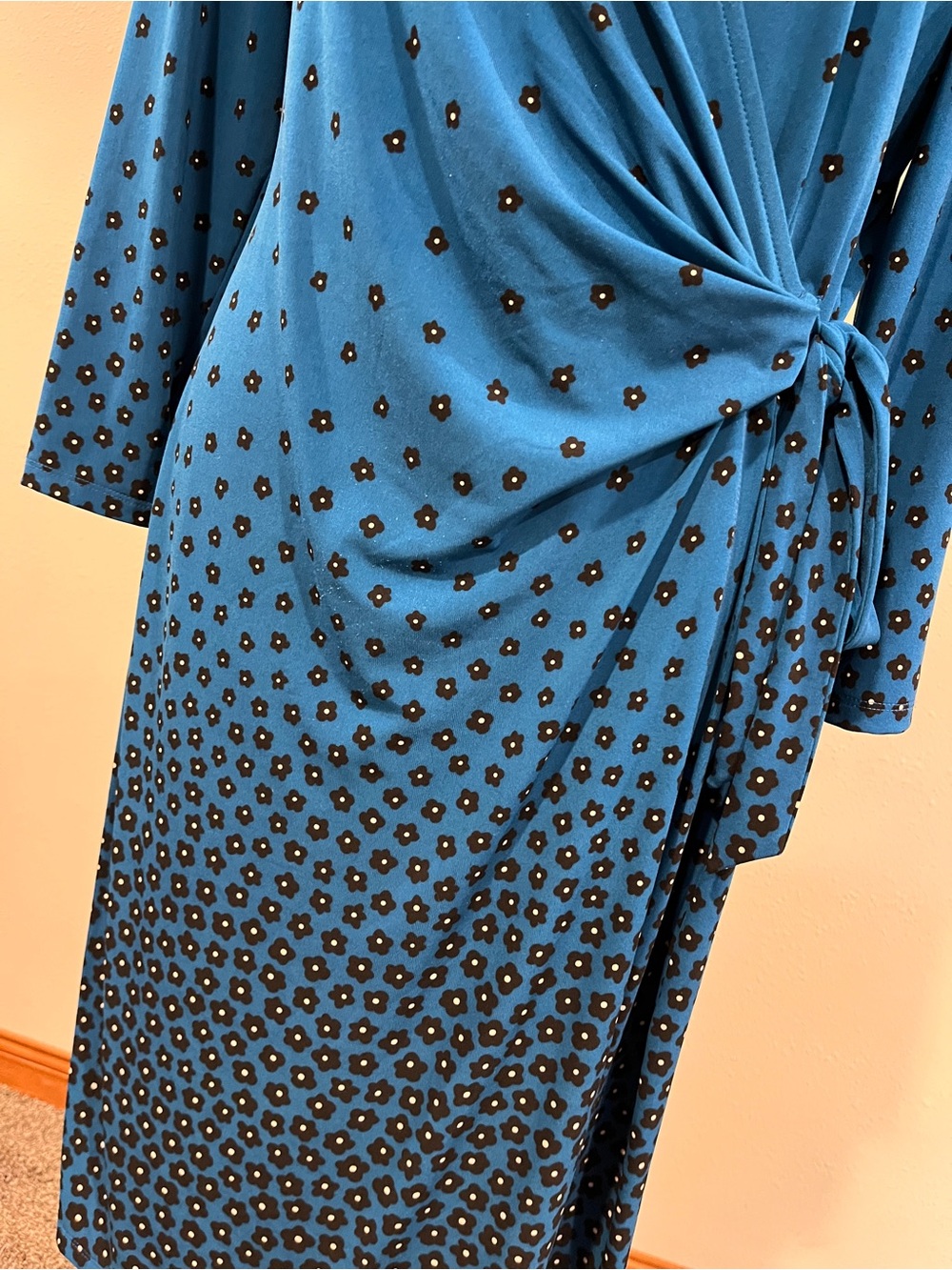 Anne Klein Blue Faux-Wrap Long Sleeve Dress with Knot Detail size large - Picture 4 of 10